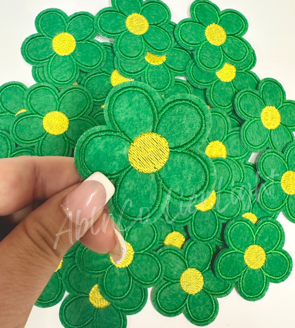 3” green daisy patch