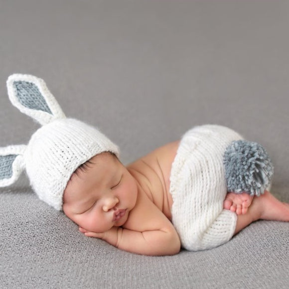 Bailey Bunny Knit Newborn Set (White / Gray)