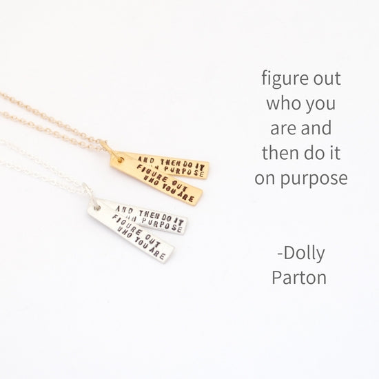 Dolly Parton Necklace Gold