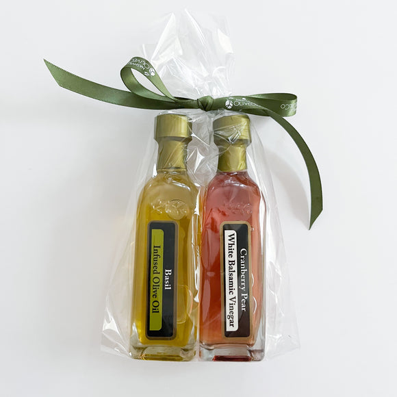 Cranberry Pear and Basil Olive Oil Set